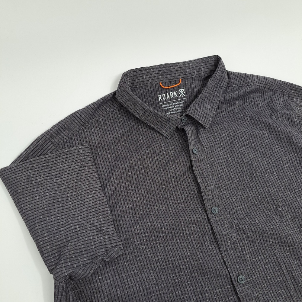 Roark Short Sleeve Button Down Men XL Nylon Charcoal Grey Grid Stretch Shirt